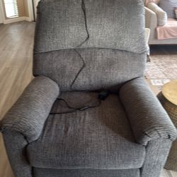 Free electric recliner