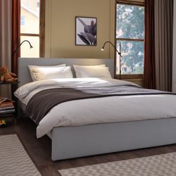 Full Size Bed And Bed frame
