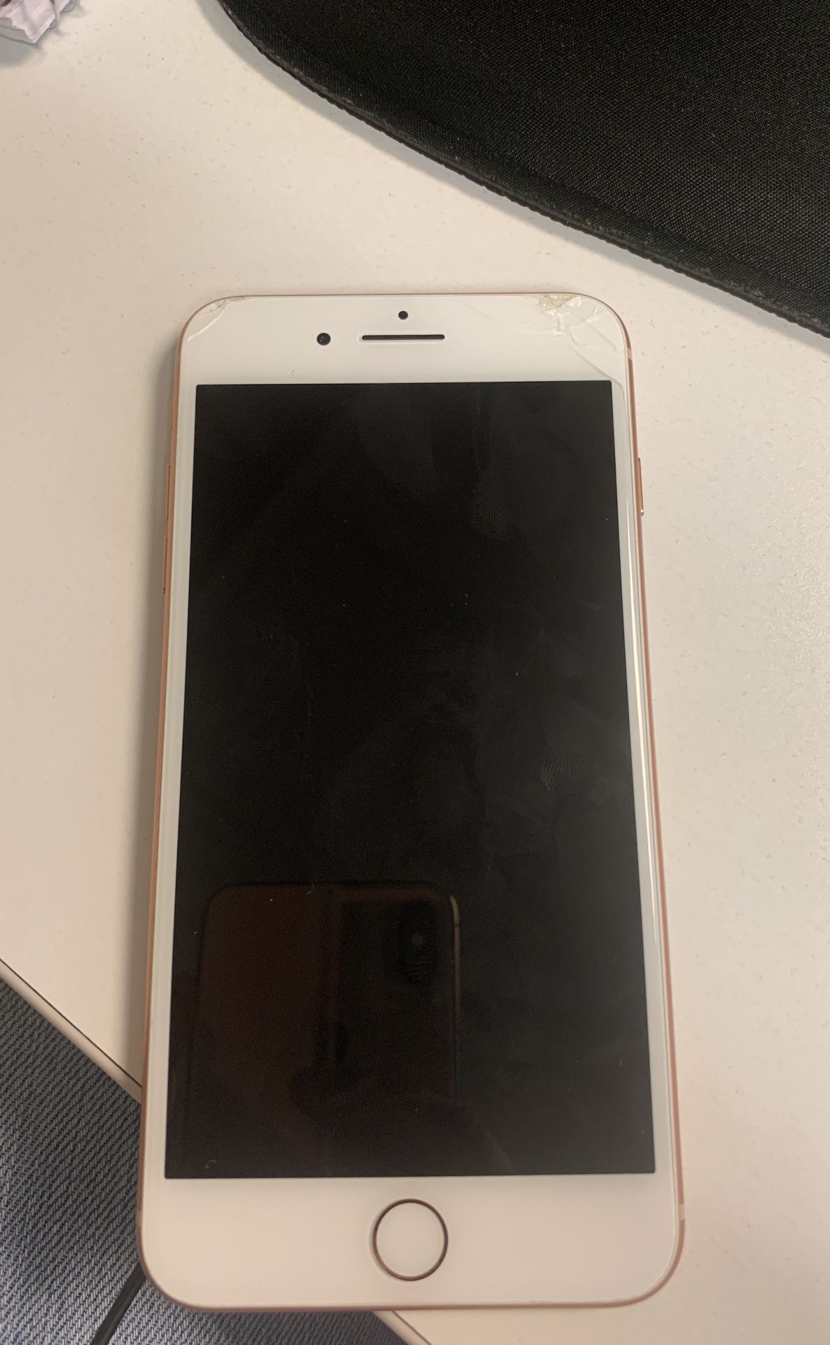 T-Mobile 64G Gold iPhone 8 Plus