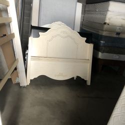 FULL SIZE BED FRAME