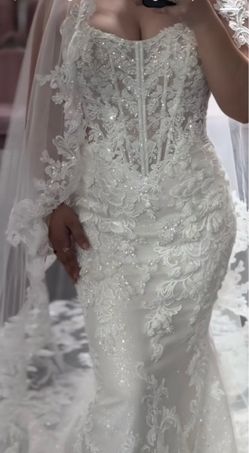 White Lace Mermaid Wedding Gown