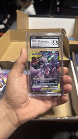 Mewtwo & Mew GX / Chinese  CGC 8.5