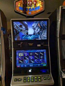 IGT AVP G20 Slot Machine Multi Game