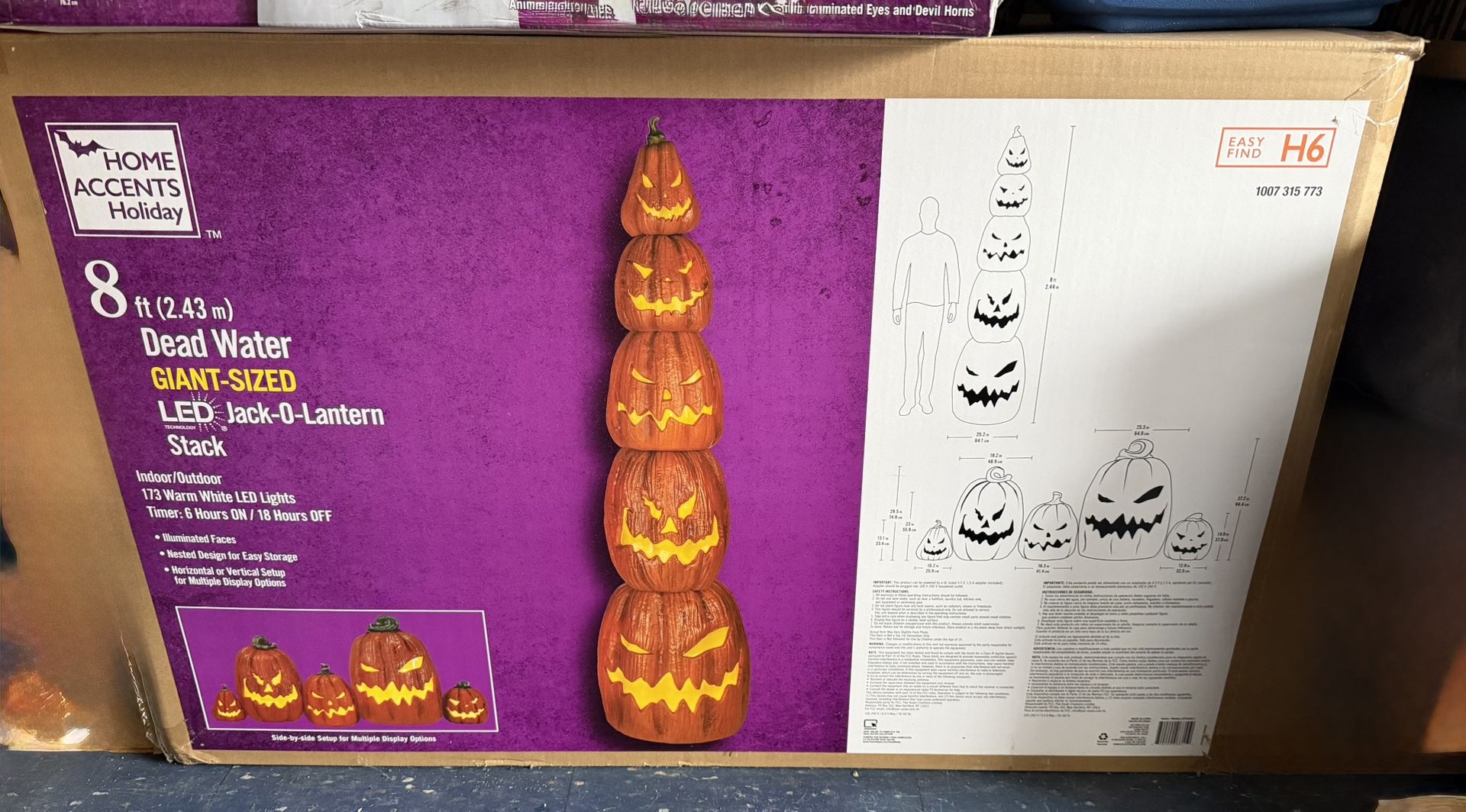 8 ft Giant-Sized LED Jack O' Lantern Pumpkin Stack