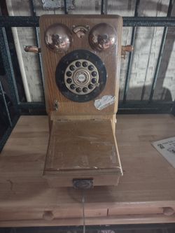 Vintage Phone 