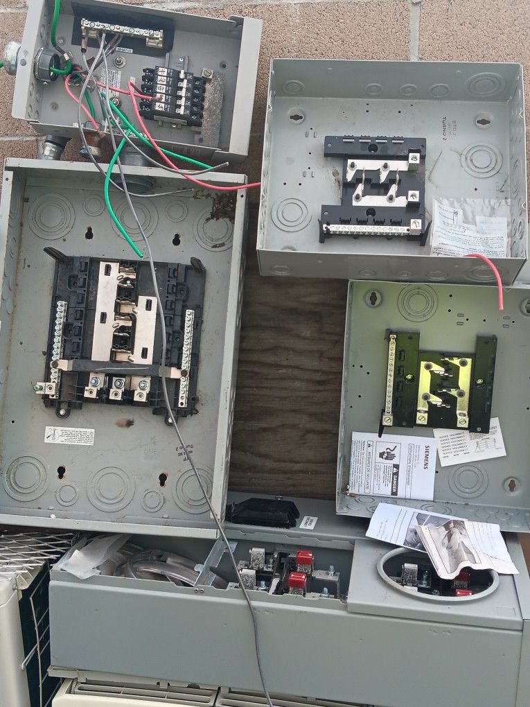Electrical Load Centers W/ Knockouts