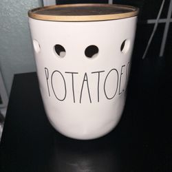Rae Dunn Canister 