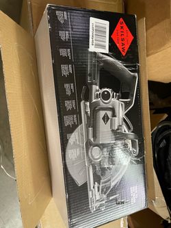 New SKILSAW SPT77 01 (15-Amp 7-1/4-Inch Lightweight Magnesium Worm Drive Circular Saw)