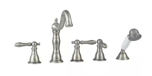 Lyndhurst 2-Handle Deck-Mount Roman Tub Faucet with Handheld Shower