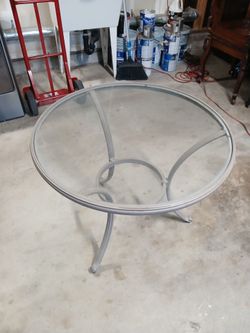 Round Glass Top Metal Frame Table