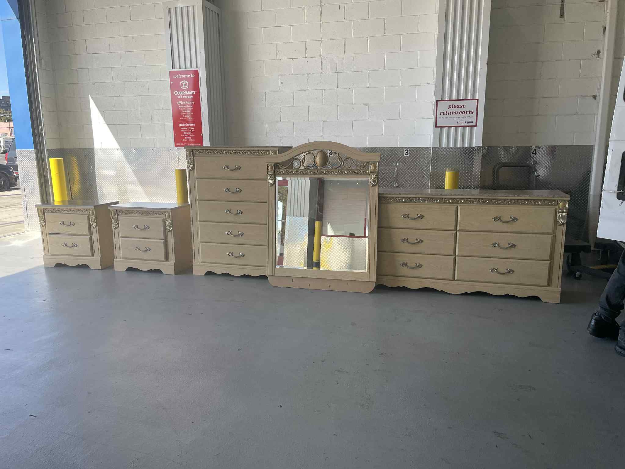 Dresser Set Free Delivery