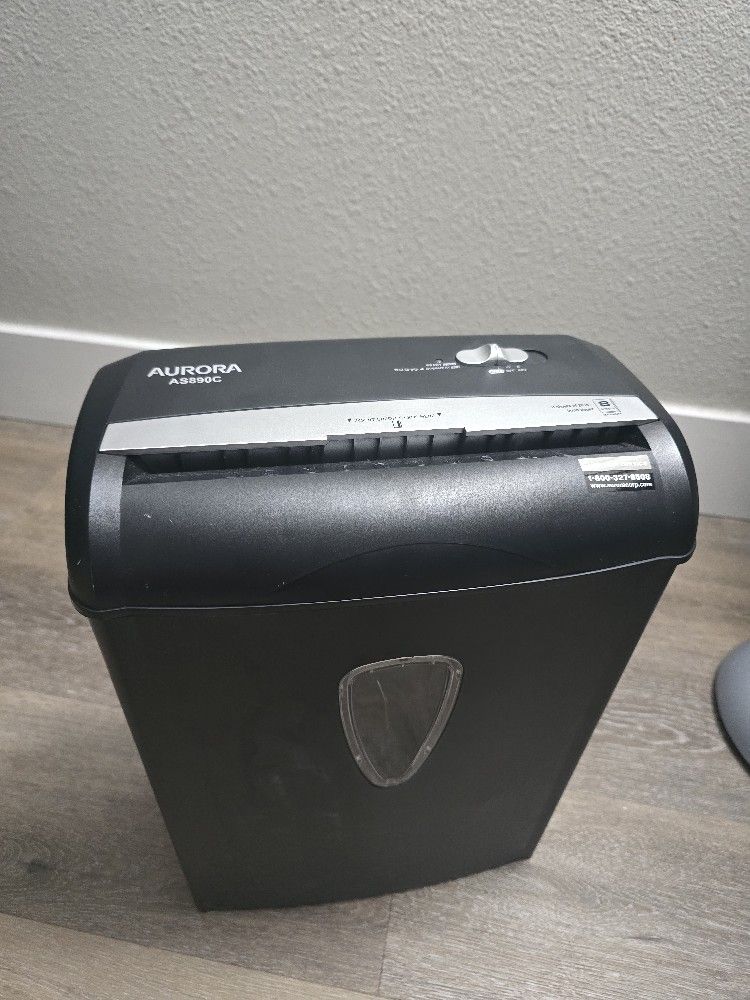 Aurora AS890C 8-Sheet Cross-Cut Paper/Credit Card Shredder with Basket
