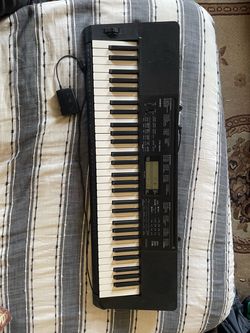 Casio Piano CTK3200 + foot pedal