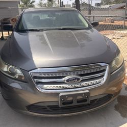 2011 Ford Taurus