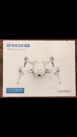 Yuneek breeze 4K flying camera drone