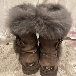 Uggs Boots 8 