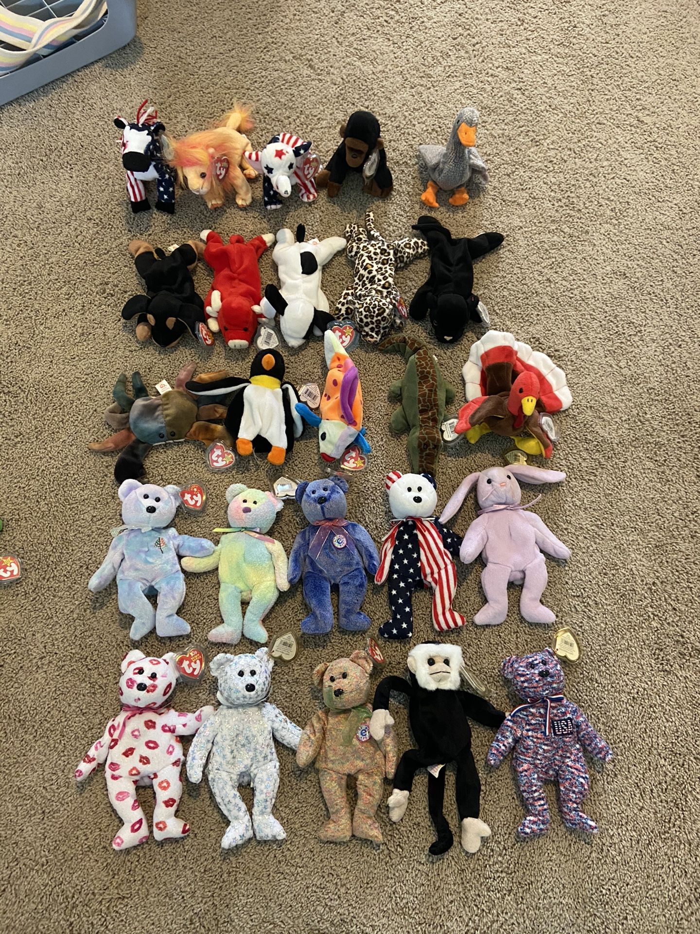 400+ Beanie Babies with tags!!