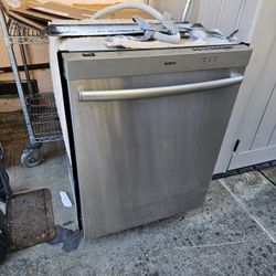 Bosch Dishwasher Stainless Interior/Exterior 