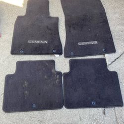 Hyundai genesis  09-20 Oem floor mats
