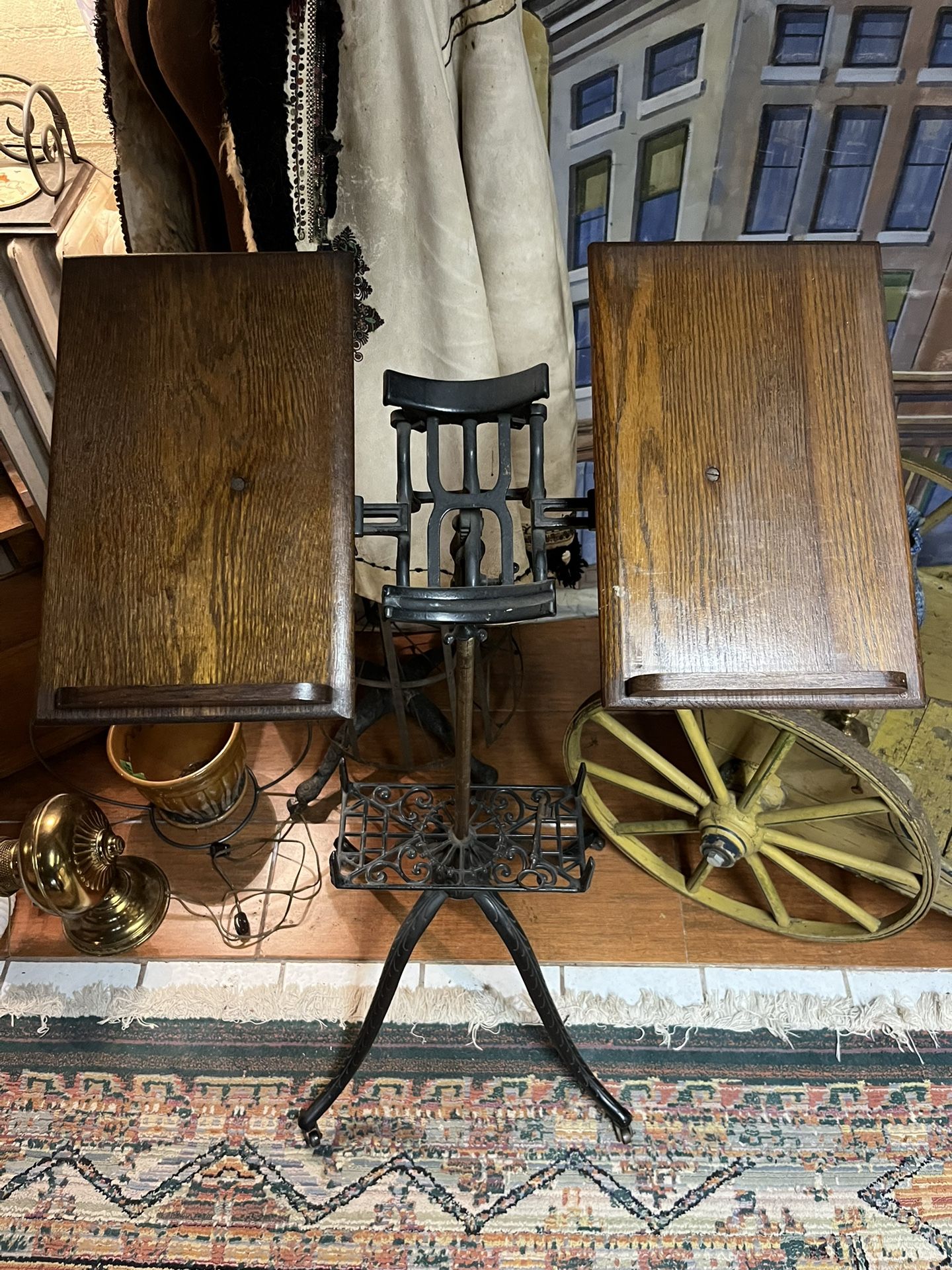 English Book/music Stand