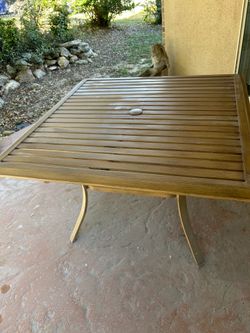 Metal patio table