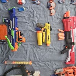 Nerf Guns 