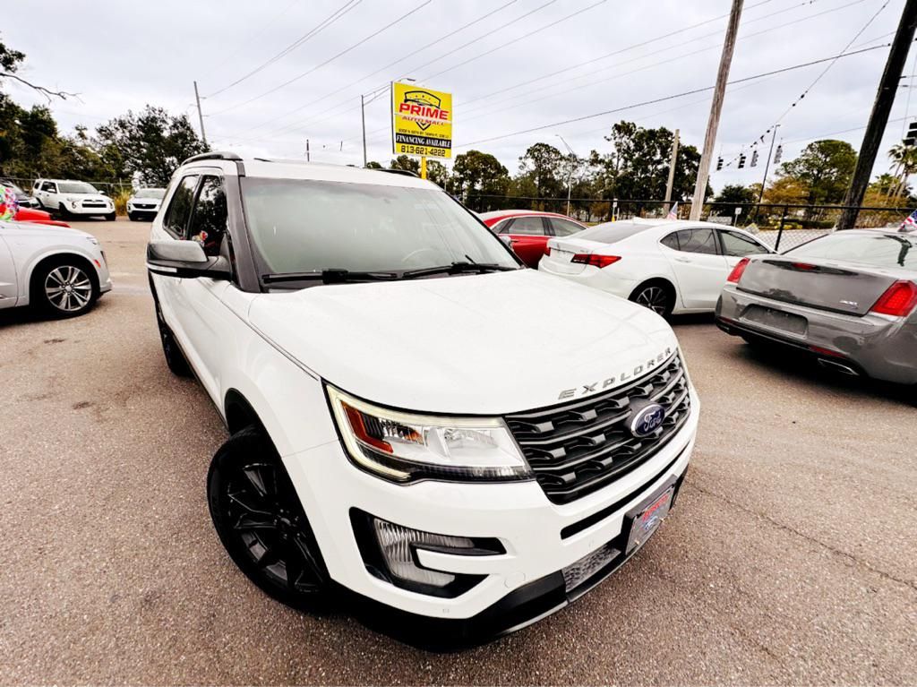 2017 Ford Explorer