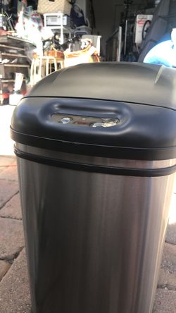 13 gallon ninestars activated trashcan