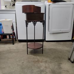 Round Side Table