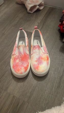 Girls shoes Size 4