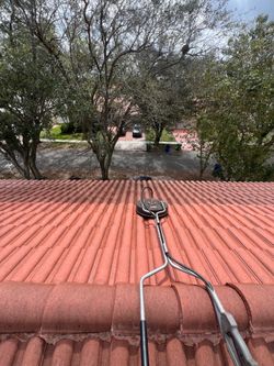 Pressure washer, pressure cleaning