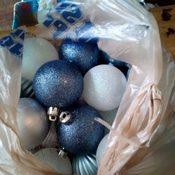 Xmas Bulbs 