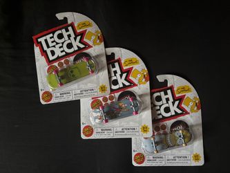 Santa Cruz x Simpsons TechDeck