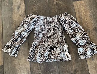 SIZE XXS EXPRESS Animal Print Long Sleeve Blouse
