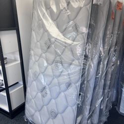 Twin Firm Mattress- new in plastic