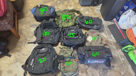 Backpacks, lunch bags and meal.orep bag