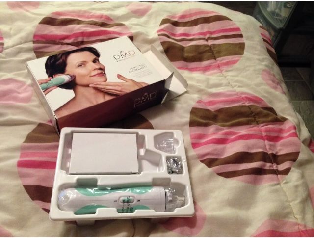 Original PMD personal microdermabrasion in color Teal- New In Box