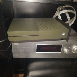 Brand New XBOX ONE S BATTLEFRONT EDITION