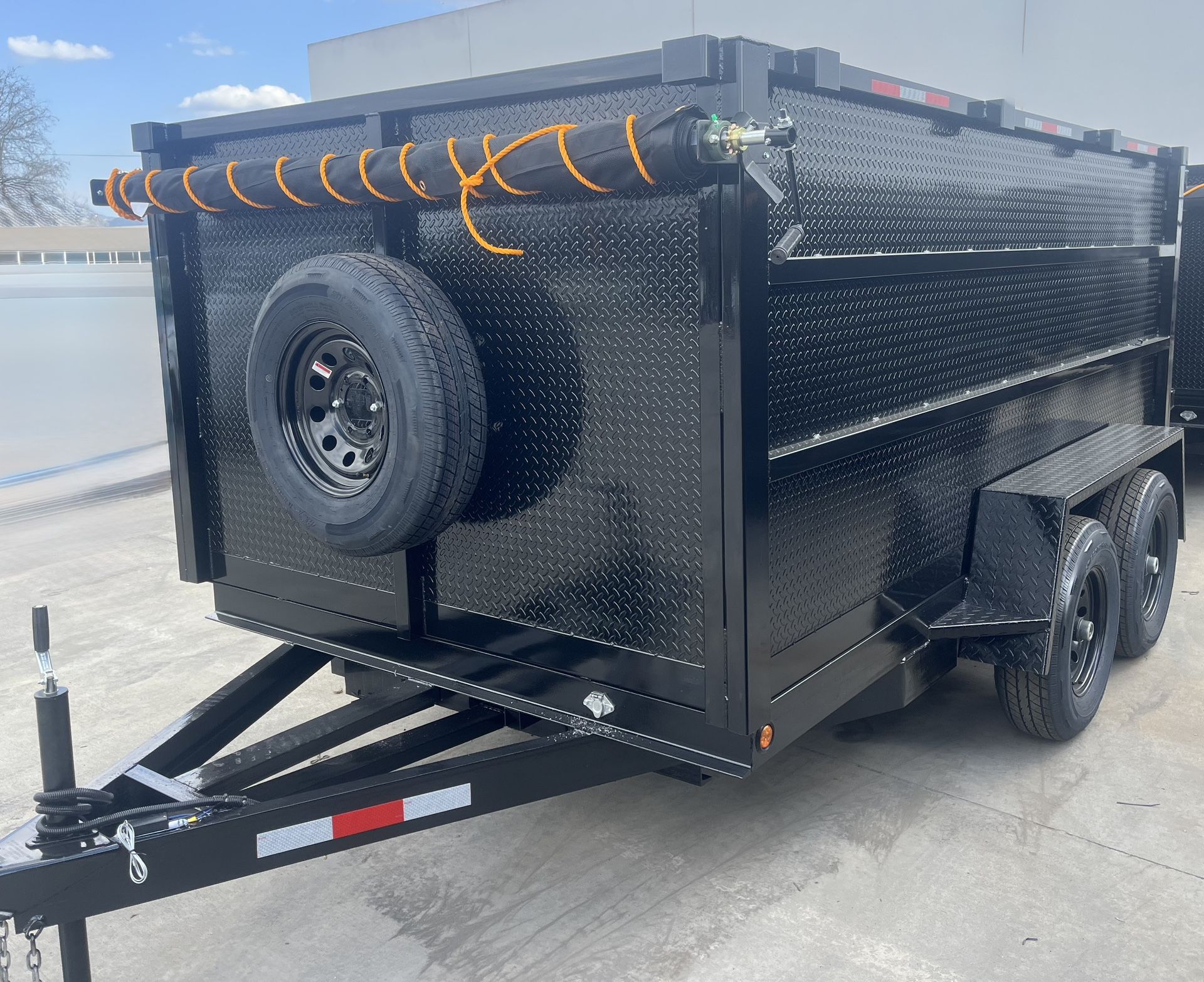 Hydraulic Dump Trailer with Tarp & Spare 🛞