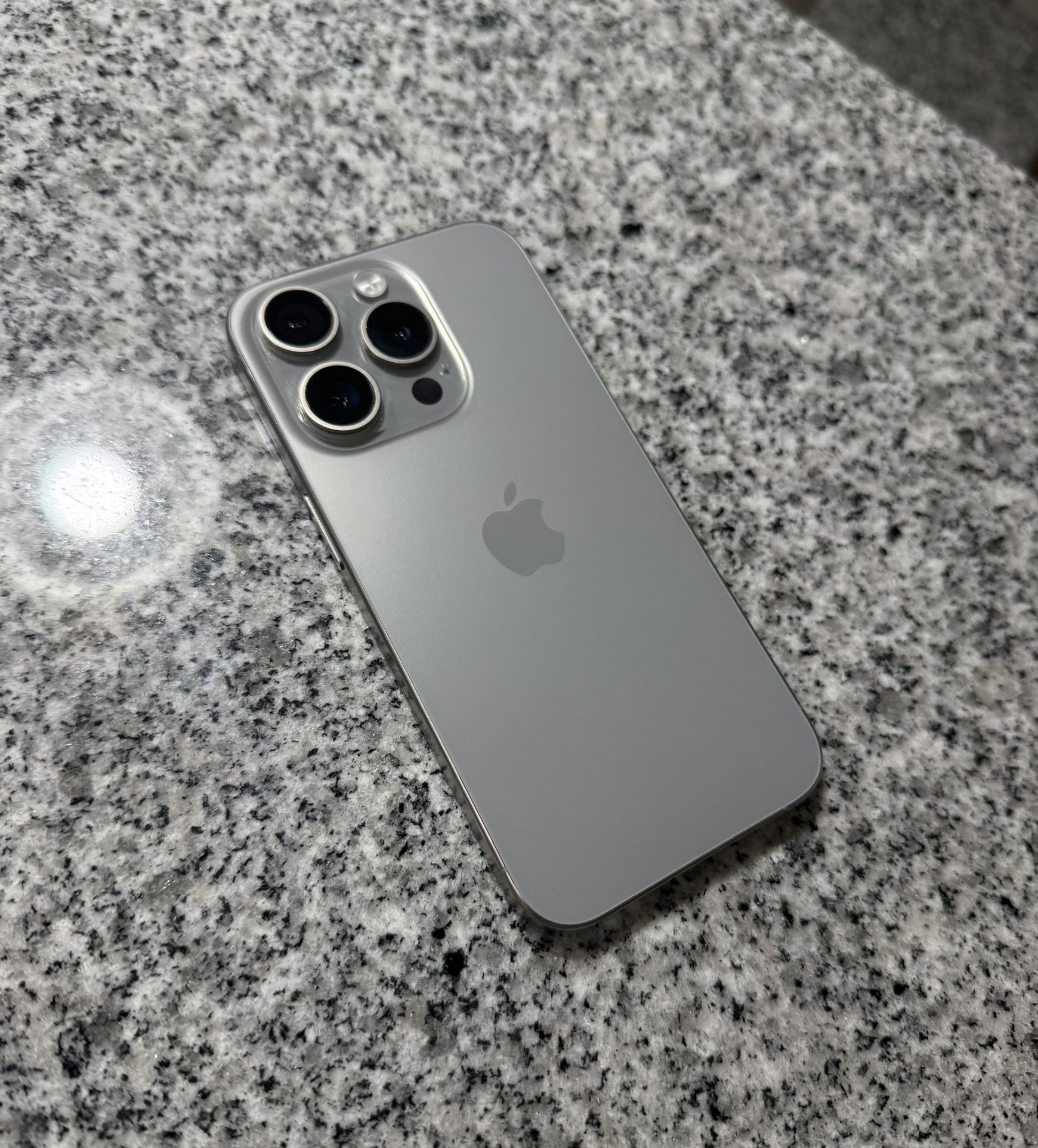 iPhone 15 Pro Titanium