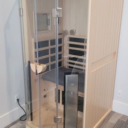 INDOOR SAUNA 