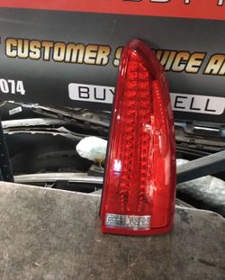 2006 2007 2008 2009 2010 2011 Cadillac DTS RH Tail Light OEM # 1(contact info removed) used 8/26