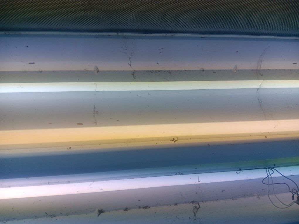 shop or garage light