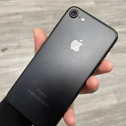 iPhone 7 Unlocked With Warranty