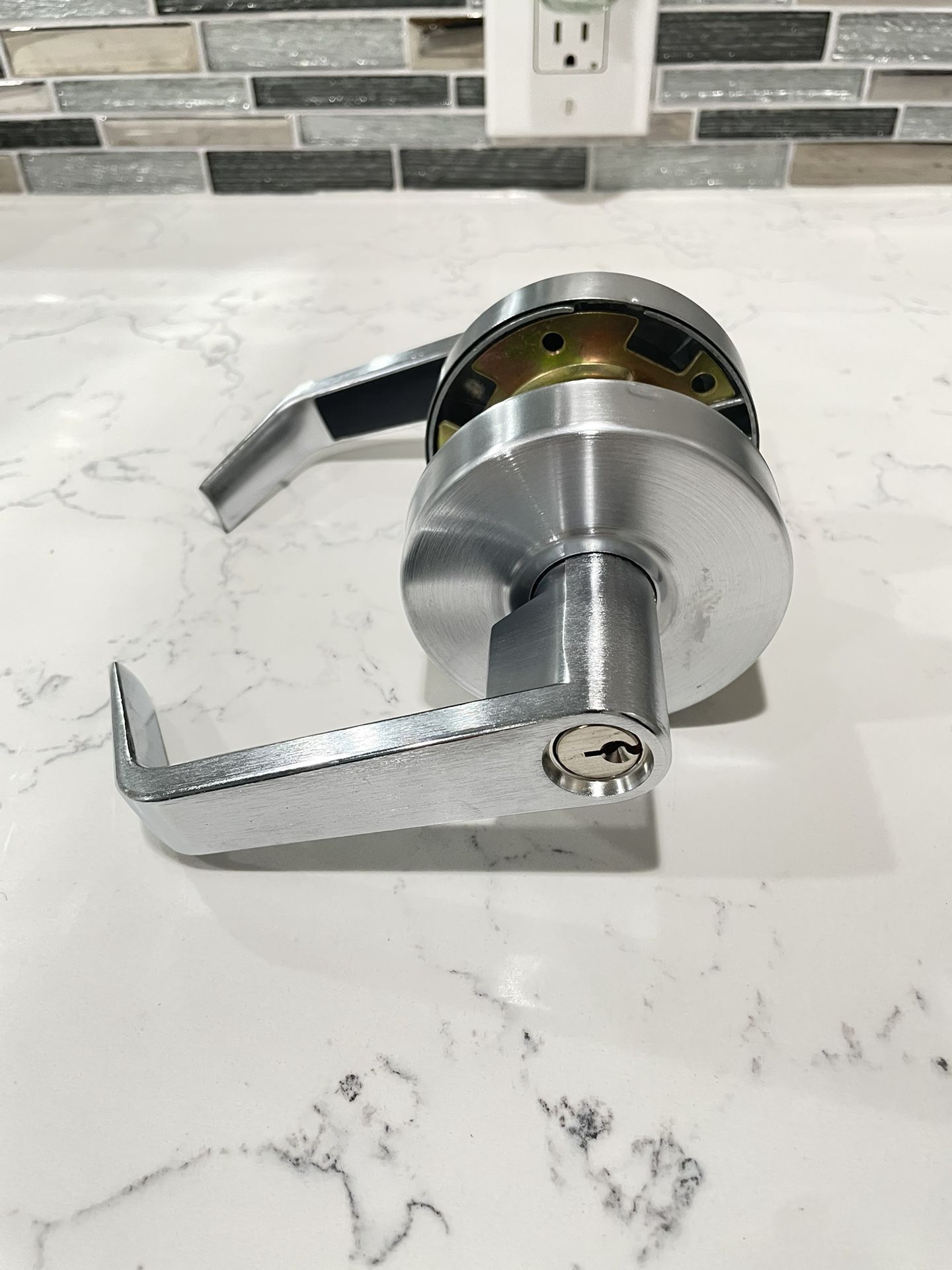 Storeroom Lever Lockset.