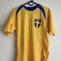 Sweden Soccer Jersey - Medium