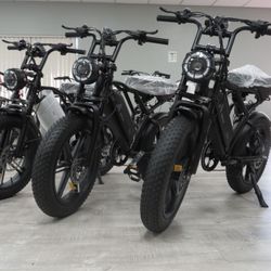 TST R002 Moped-Style 20" Fat Tire Electric Bike – 1500W Motor – Top Speed 28 MPH – BLACK