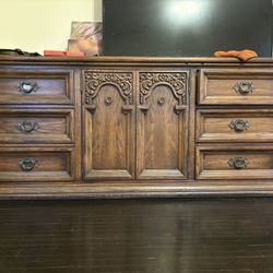 Sanford vintage oak Dresser 