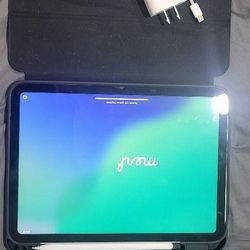 iPad A16 128GB Model Barely Used With Pen, Charger, And Case