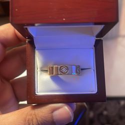 Cartier Love Ring 18k Gold    